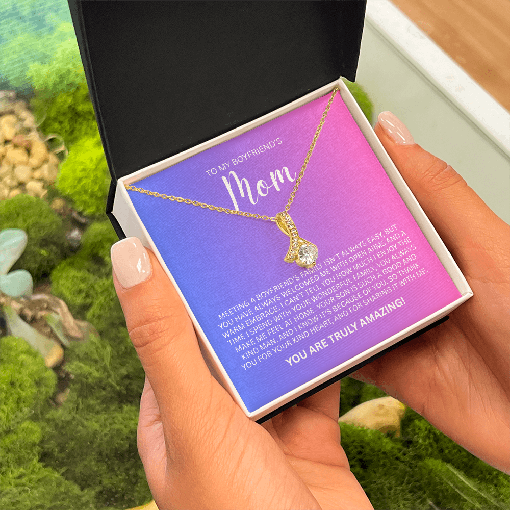 Enchanting Gift "To My Boyfriends Mom" Alluring Beauty Necklace