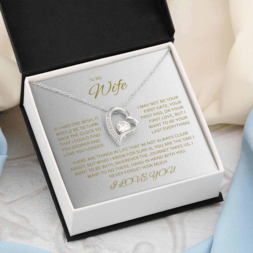 A love without end, meant for her - The captivating Forever Love Necklace